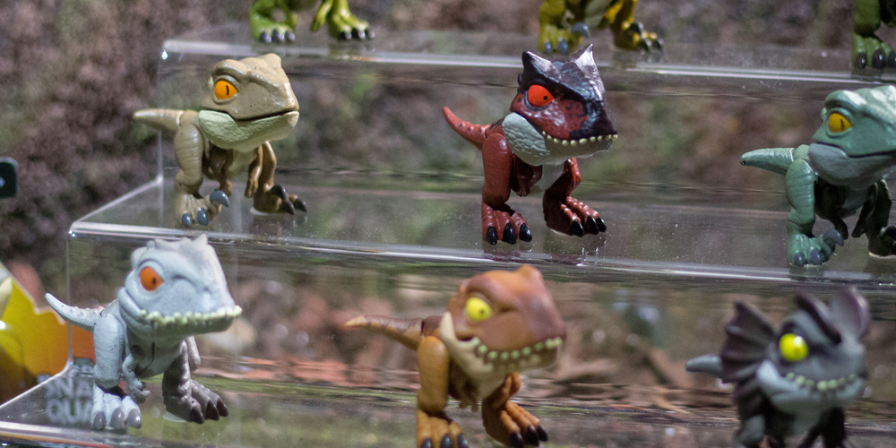 jurassic world snap squad toys