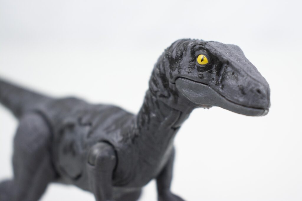 Jurassic World Battle Damage - Black Raptor